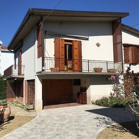 La Casa Di Nila Apartment Pisa Exterior photo