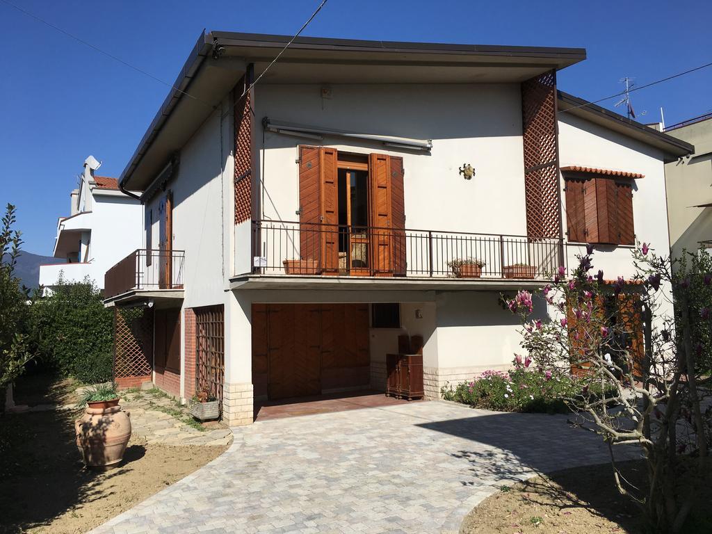 La Casa Di Nila Apartment Pisa Exterior photo