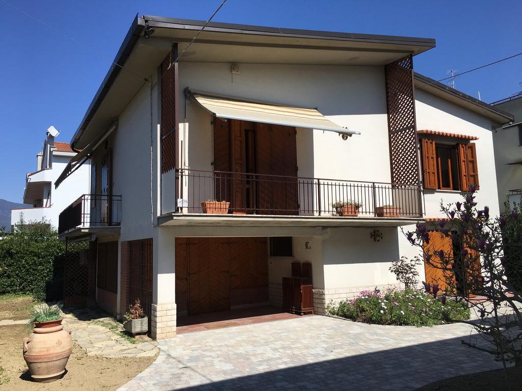 La Casa Di Nila Apartment Pisa Exterior photo