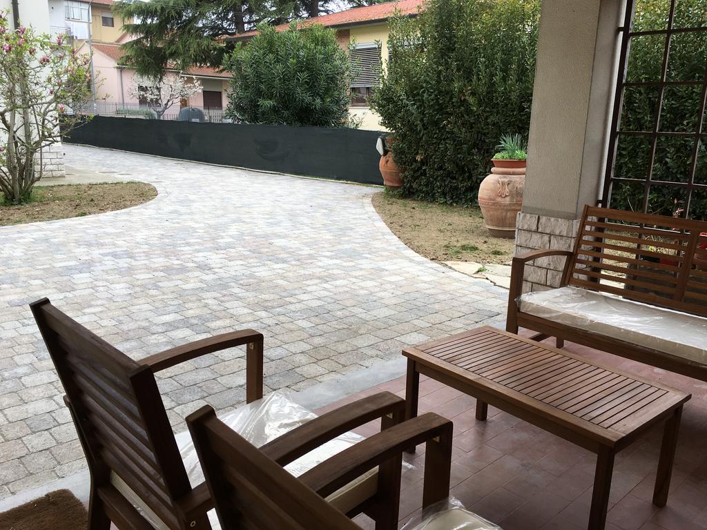 La Casa Di Nila Apartment Pisa Exterior photo
